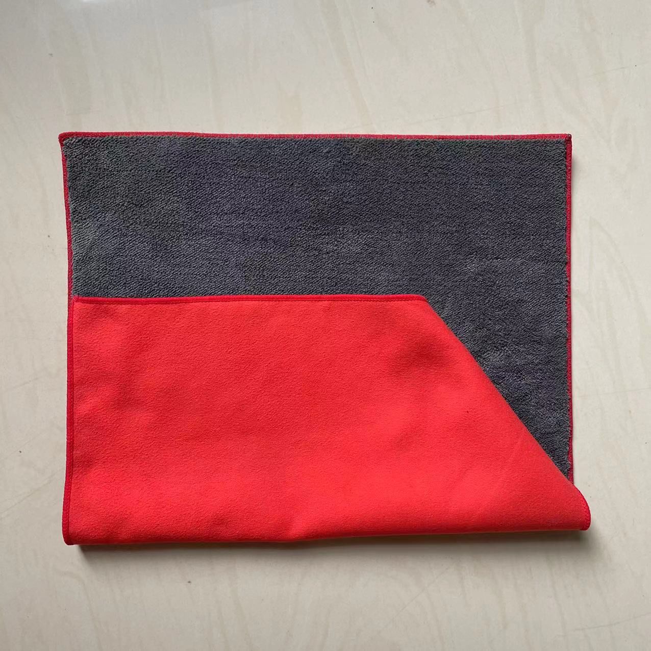 Тряпочка для стекол замш/микрофибра красная 30*60 500 gsm 4870252391258