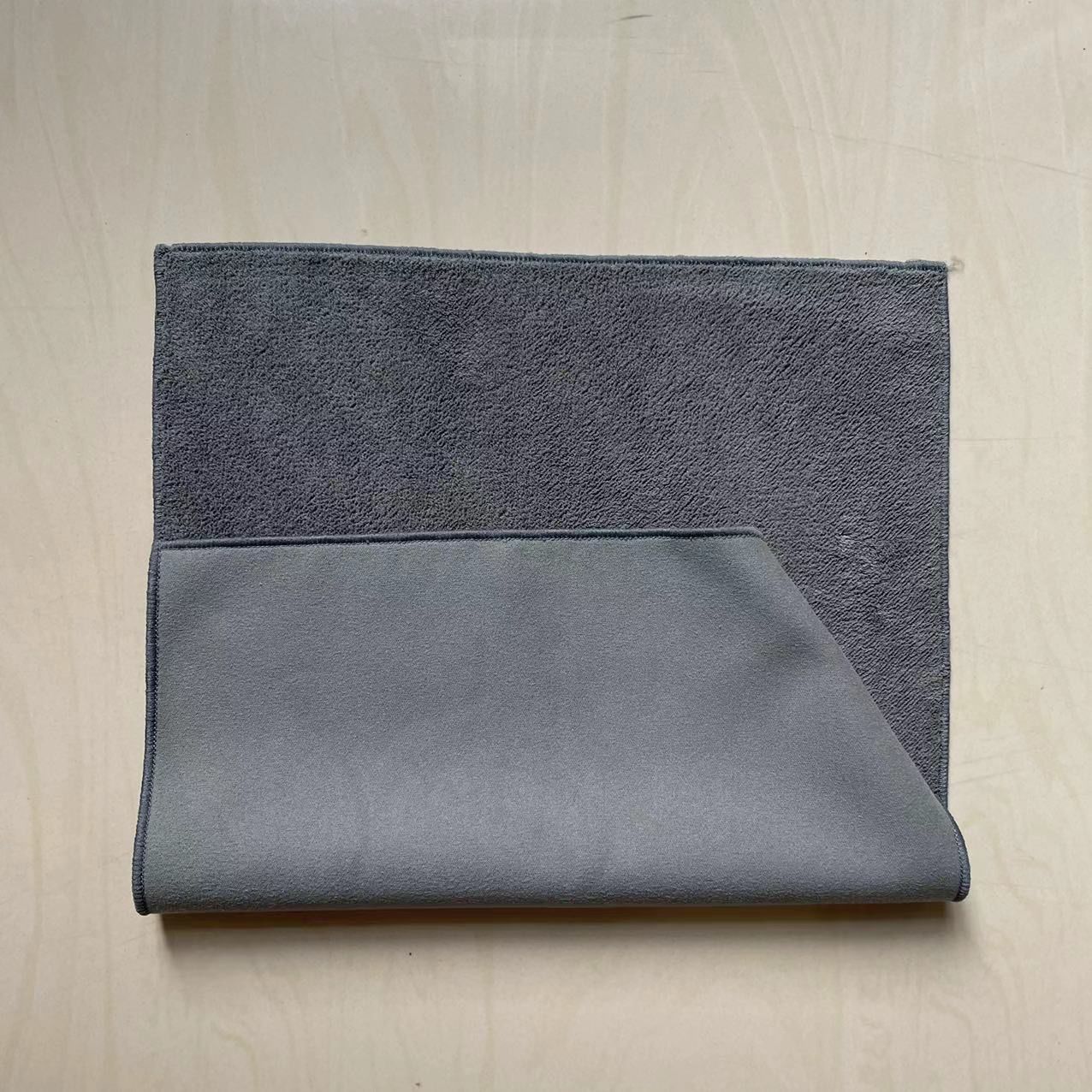 0108 Тряпочка для стекол микрофибра/замш серая 30*40 500 gsm 4870252391241